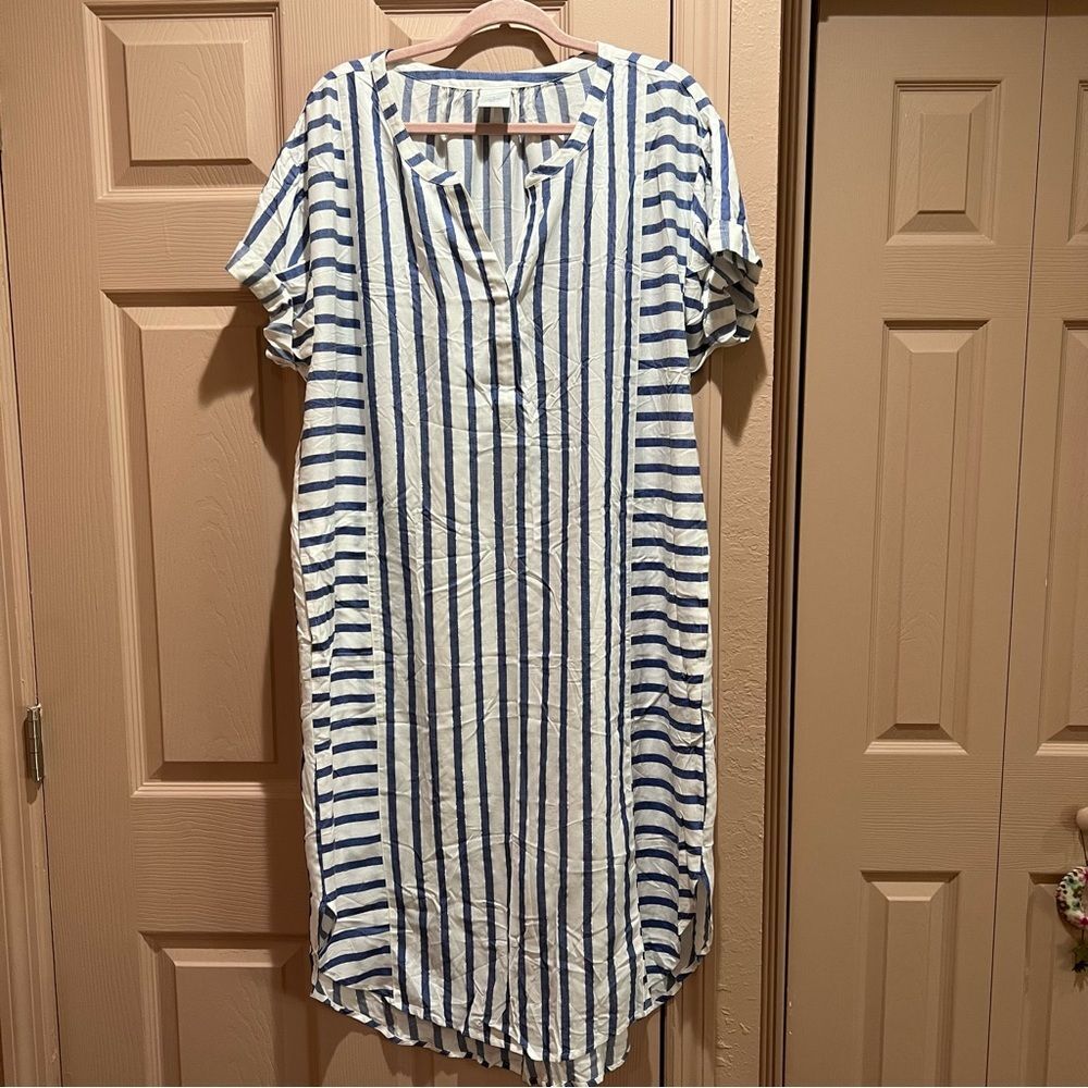 Dillards Striped Print Split Round Neck Short Sleeve Caftan